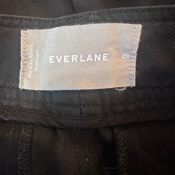 Everlane The Draper Pleated Pant in Buttersmooth Black - Picture 6 of 6